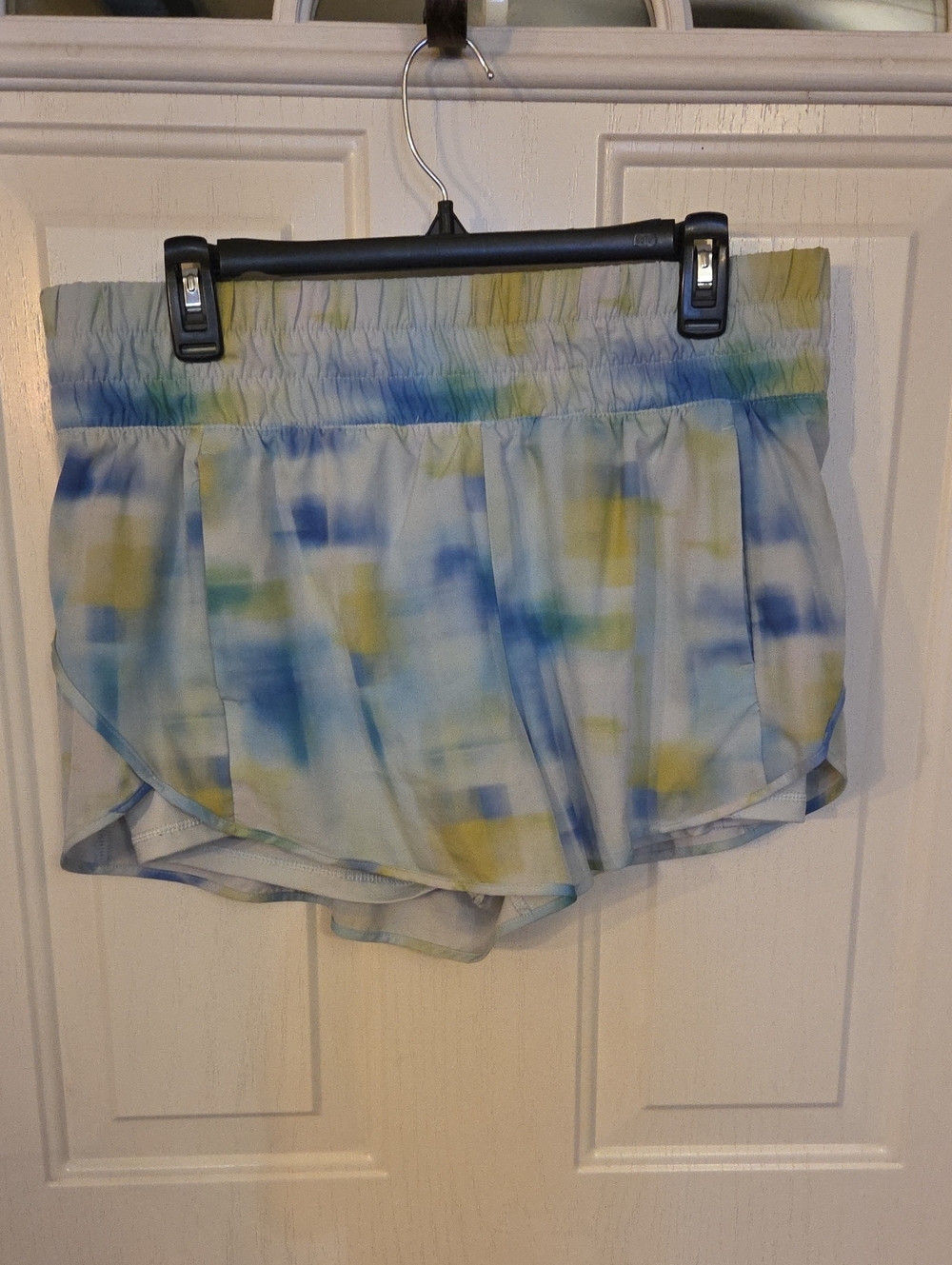 Avia Light Blue and Yellow Watercolor Athletic Shorts Size 12/14 Large